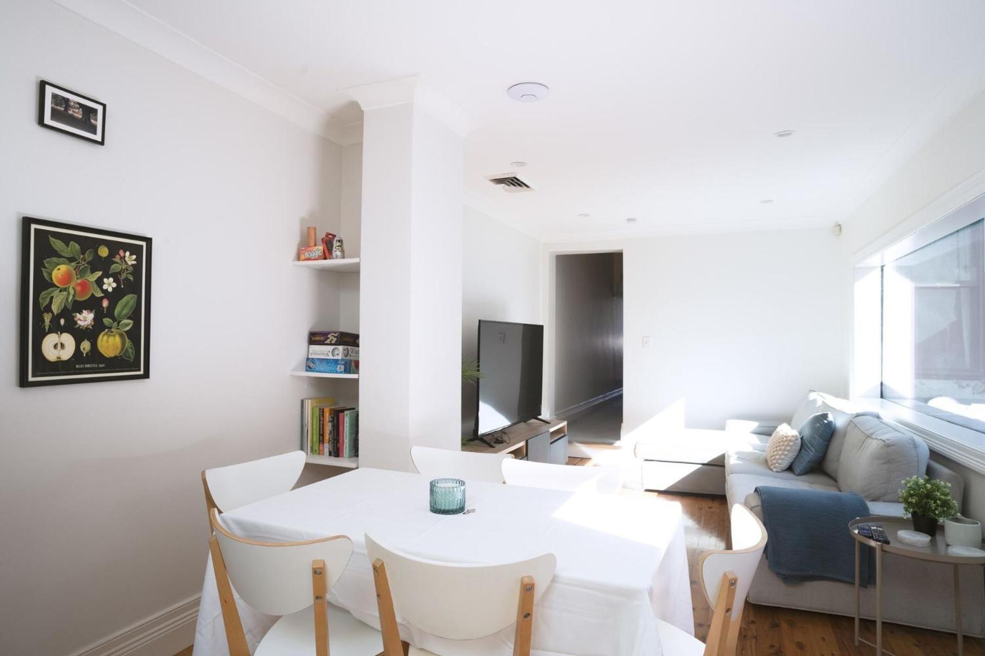 Modern 3 Bed In Tempe Near Airport *